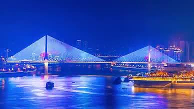 4k实拍重庆夜晚桥梁灯光秀夜景延时视频的预览图